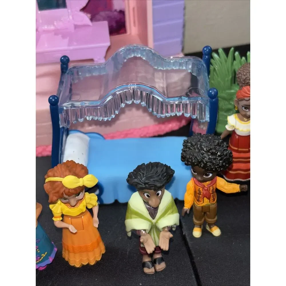 Disney Encanto Magical Casa Madrigal Family Figures Furniture Bed Kitchen Jungle